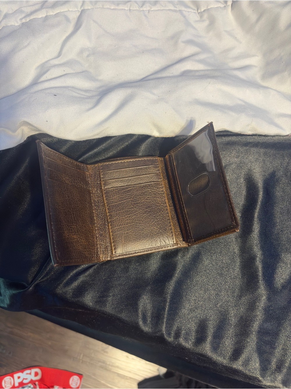 Men's Brown Leather Trifold Wallet